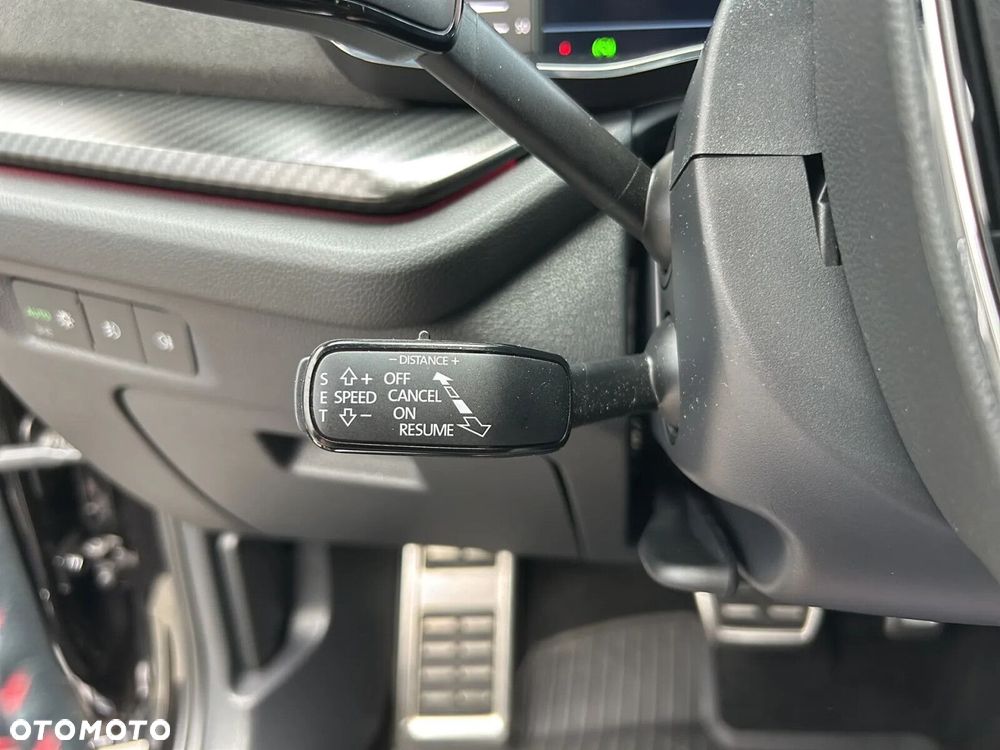 Skoda Octavia 2.0 TSI RS DSG - 21