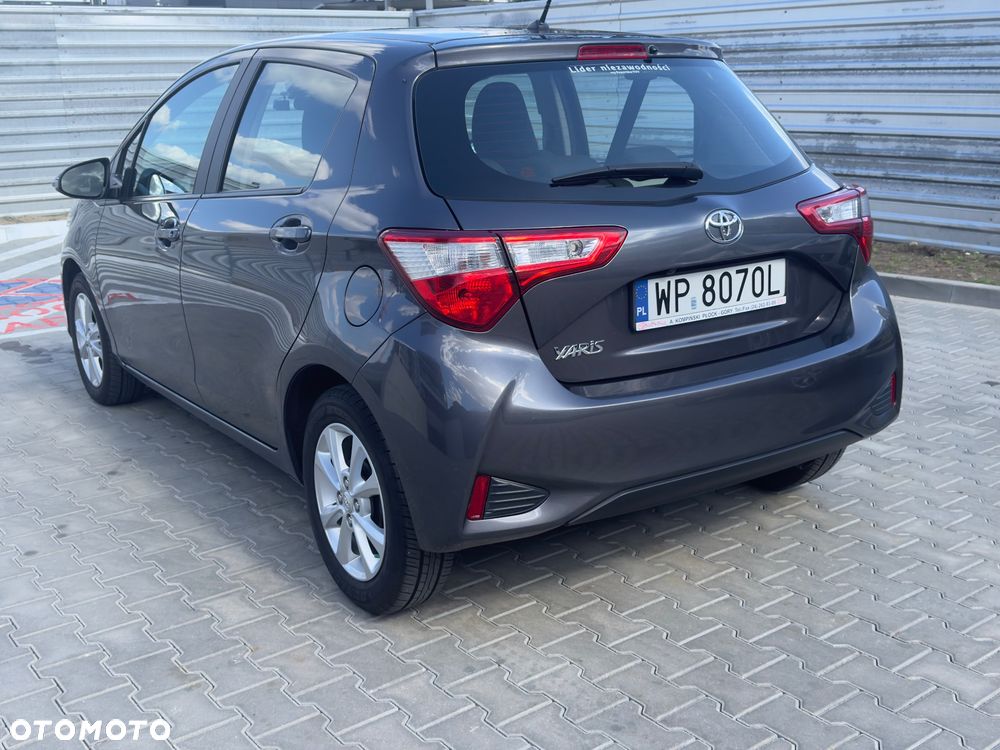 Toyota Yaris - 7