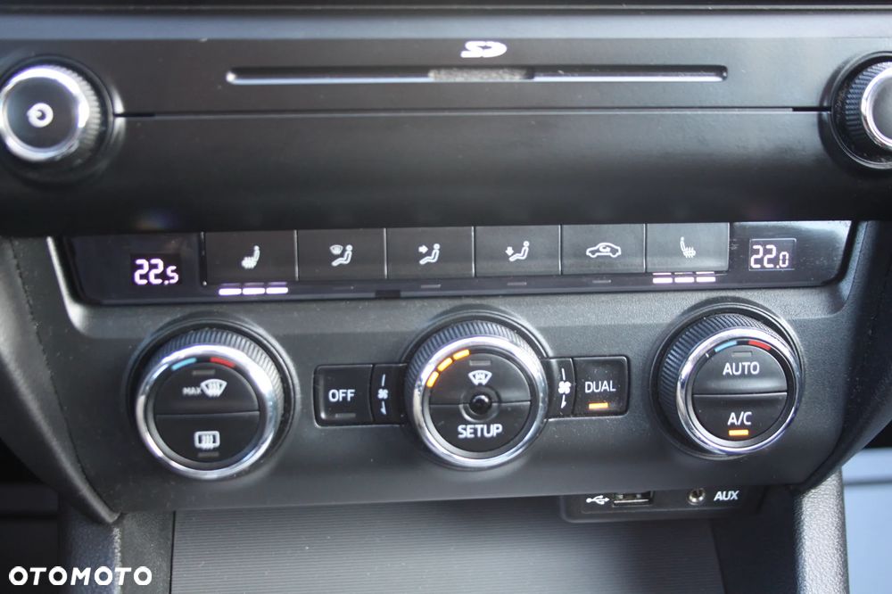 Skoda Octavia 2.0 TDI Premium Edition - 20