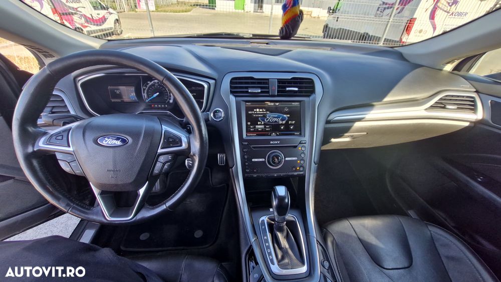 Ford Mondeo 2.0 EcoBoost Aut. Titanium - 11