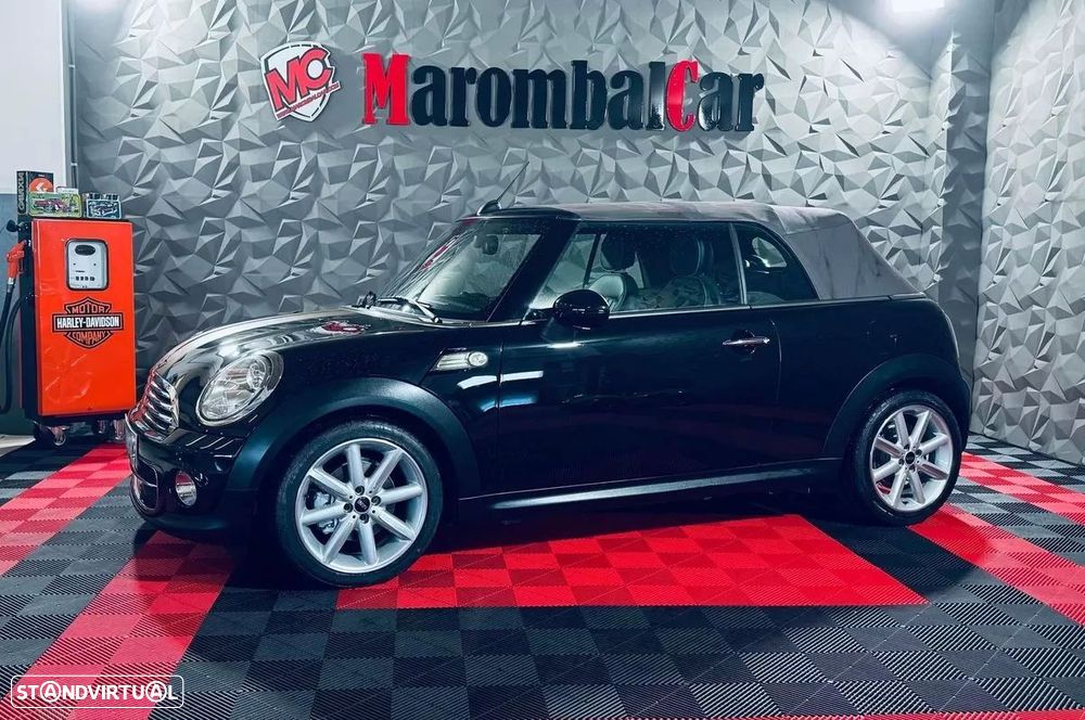 MINI Cabrio Cooper D - 8