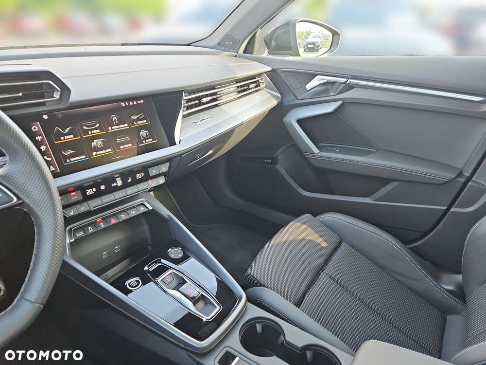 Audi A3 Limousine 35 TFSI mHEV S Line S tronic - 18