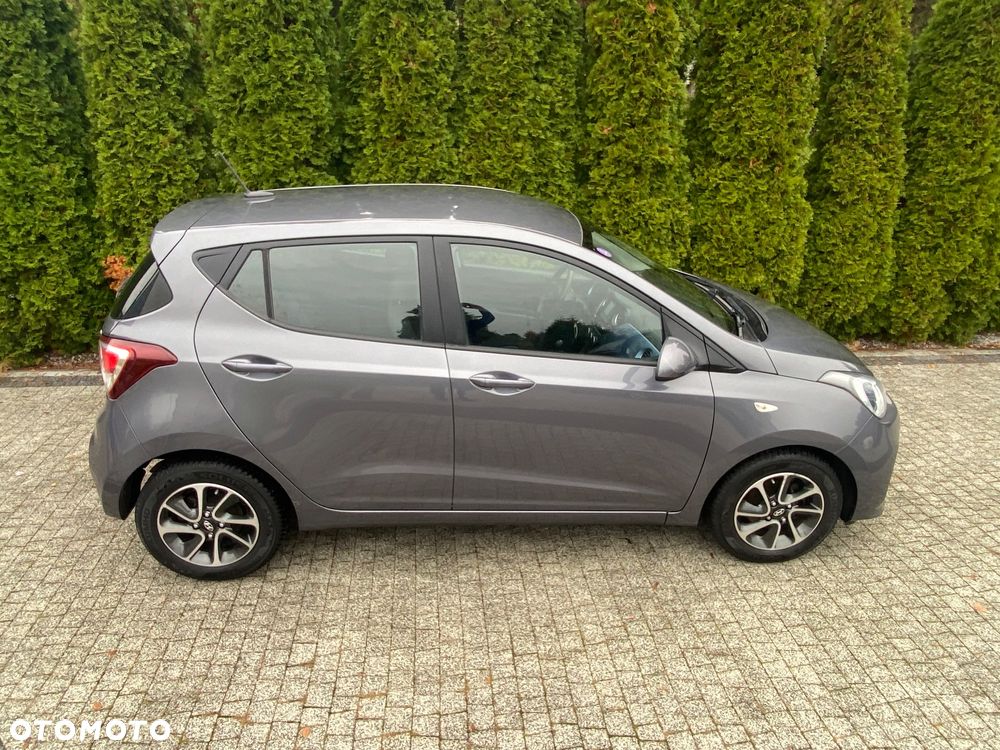 Hyundai i10 1.0 - 10