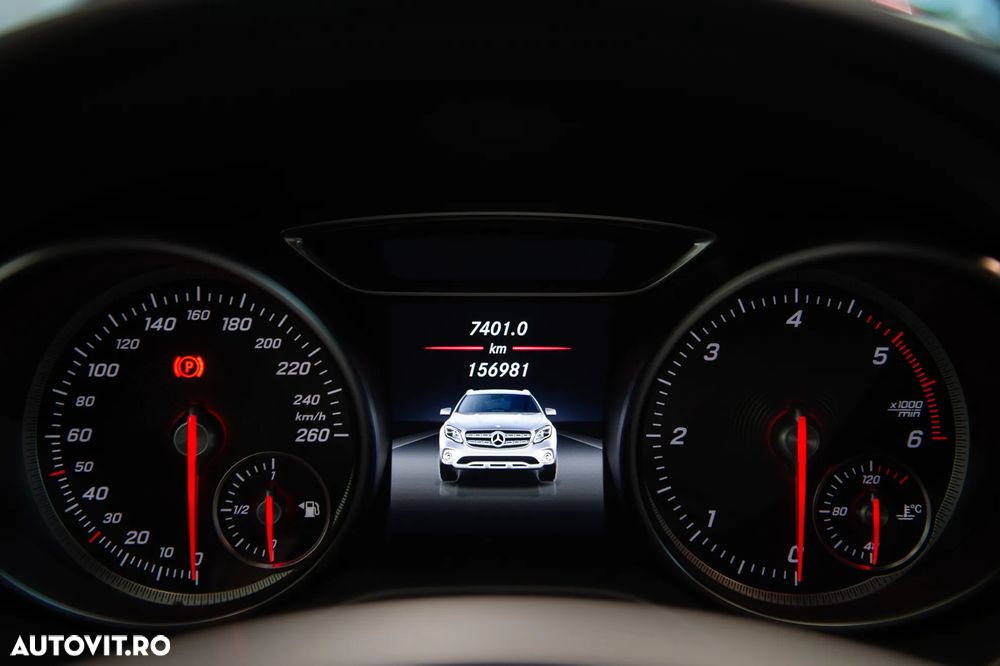 Mercedes-Benz GLA 200 d 4MATIC Aut. - 21