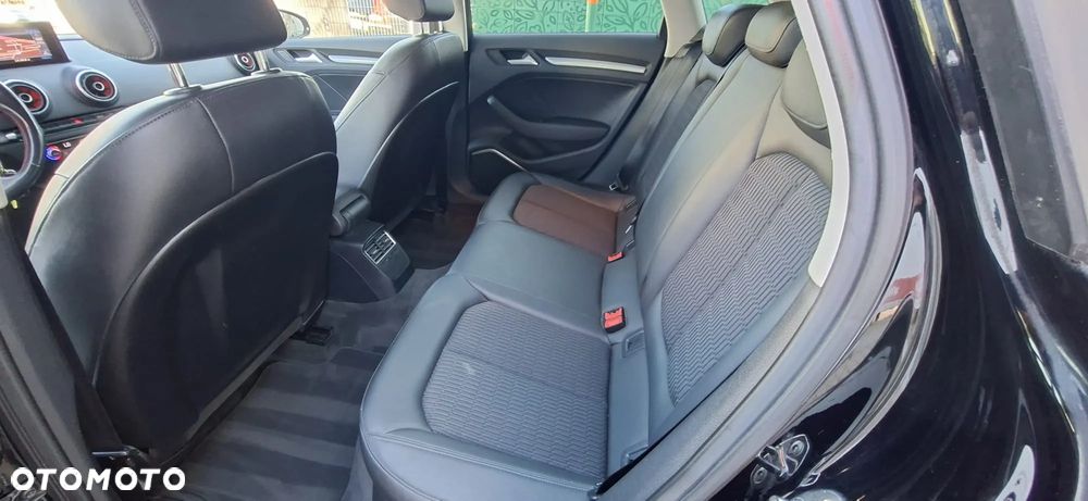 Audi A3 Sportback 2.0 TDI design - 22
