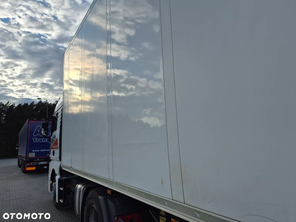 Schmitz Cargobull Vector 1950 MULTITEMPERATURA NOWE OPONY 100% / ŚCIANA GRODZIOWA / DOPPEL STOCK / BELKI / PODNOSZONA OŚ / z Niemiec / 2015 / CARRIER CHŁODNIA CHLODNIA LODÓWKA PODWÓJNY ZAŁADUNEK PIĘTROWA - 26