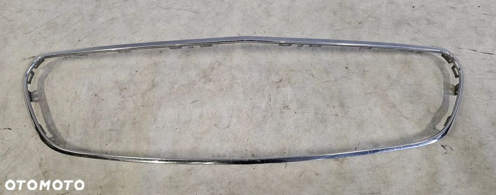 Chrom grilla Mercedes E klasa A2138850200 - 1