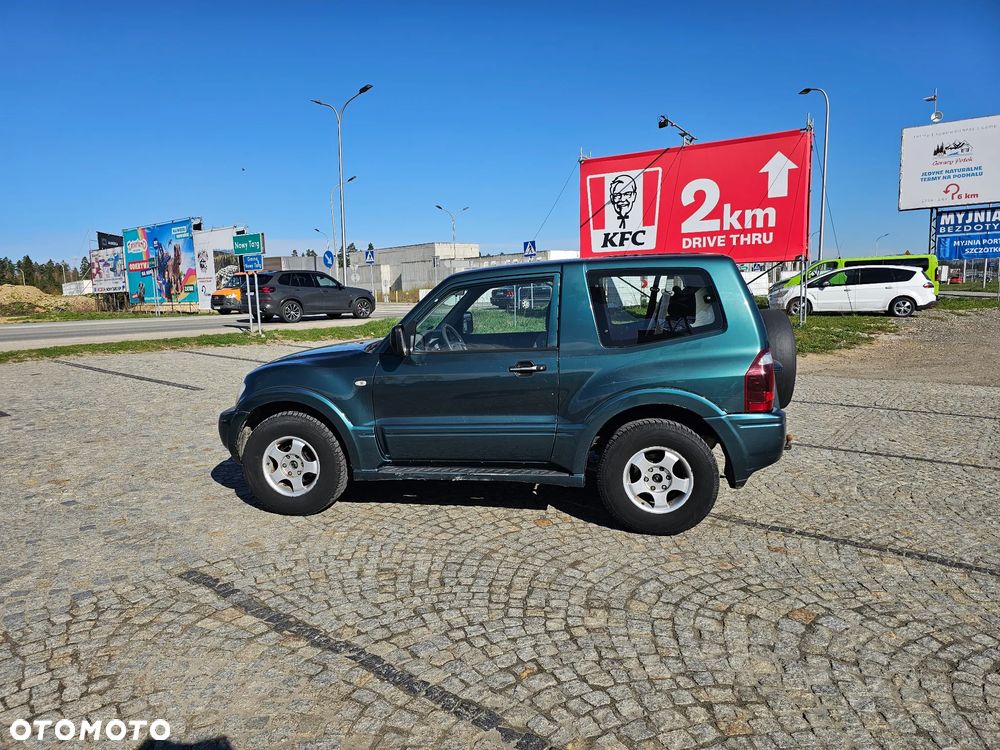 Mitsubishi Pajero - 8