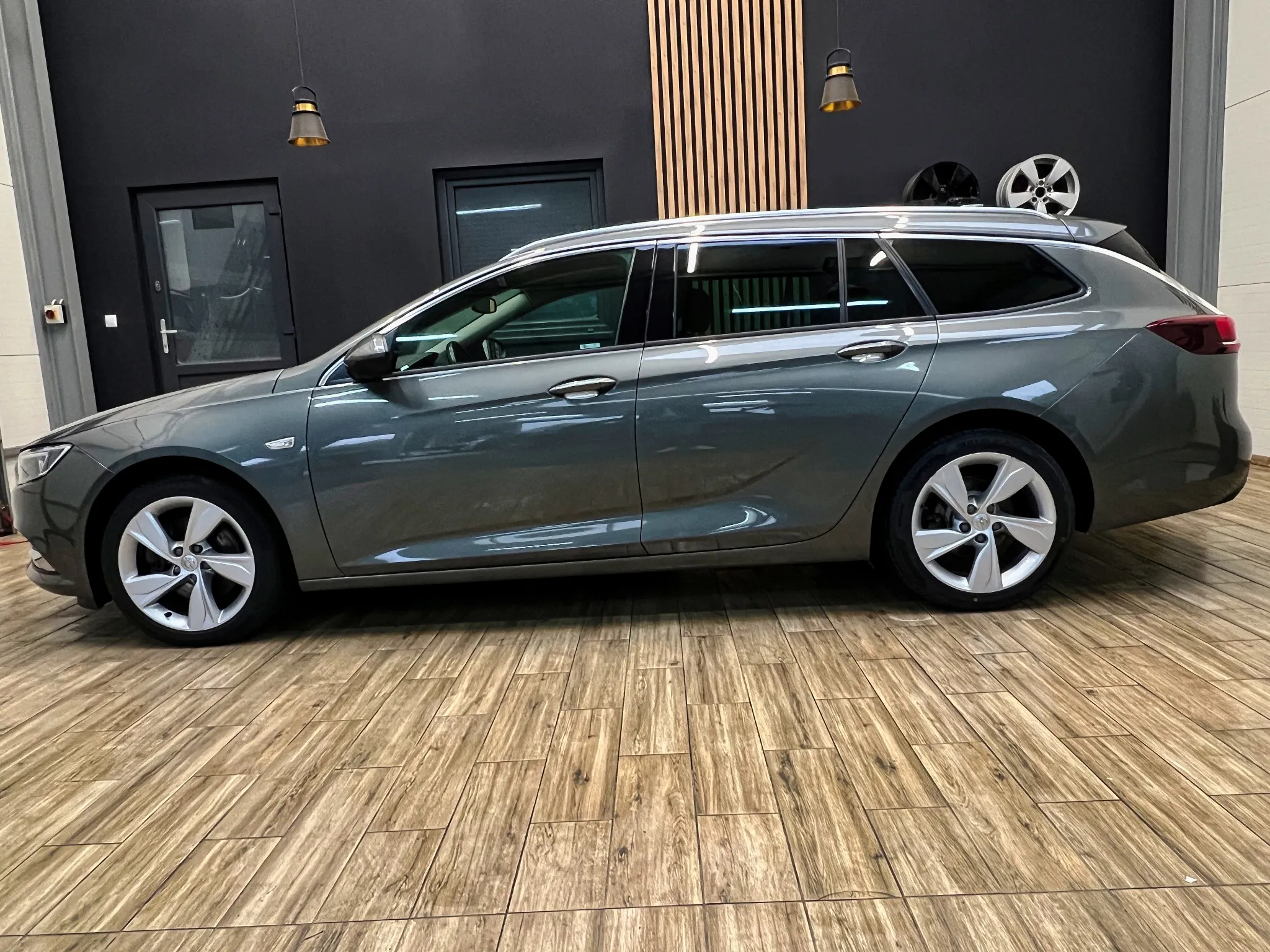 Opel Insignia - 10