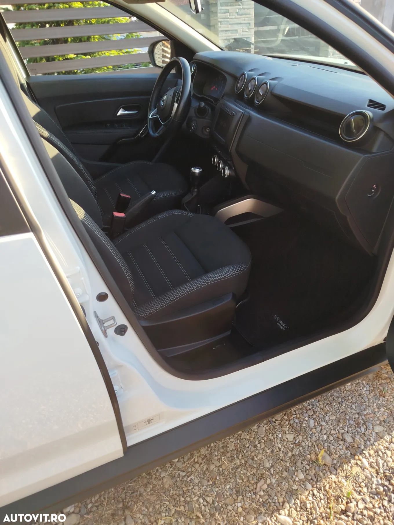 Dacia Duster 1.5 Blue dCi Prestige - 12