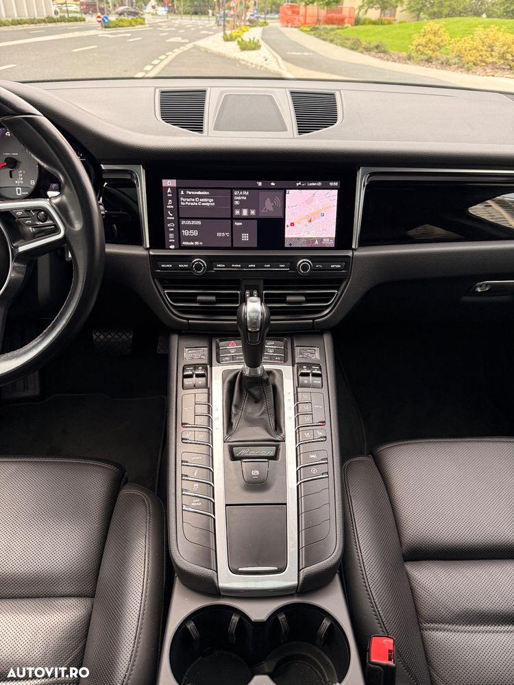 Porsche Macan - 18