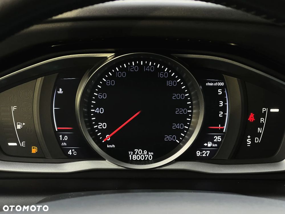 Volvo XC 60 D4 Geartronic Summum - 37