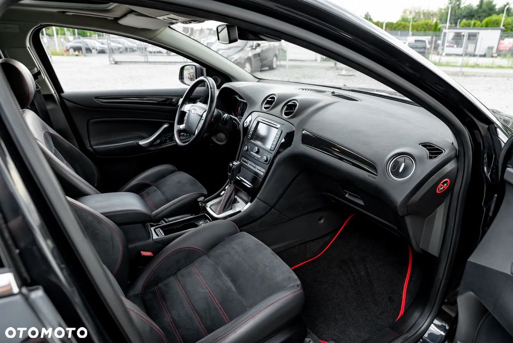 Ford Mondeo 2.0 EcoBoost Titanium S - 24