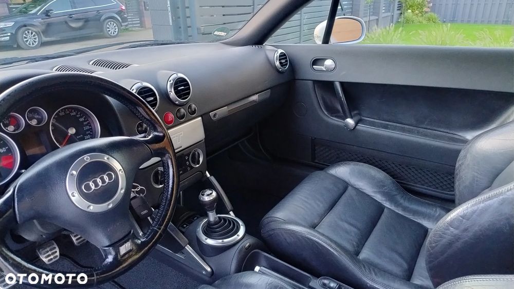 Audi TT Coupé 1.8T - 27