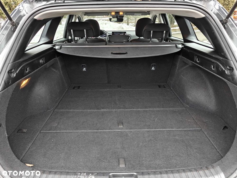 Kia Ceed 1.5 T-GDI M DCT - 10