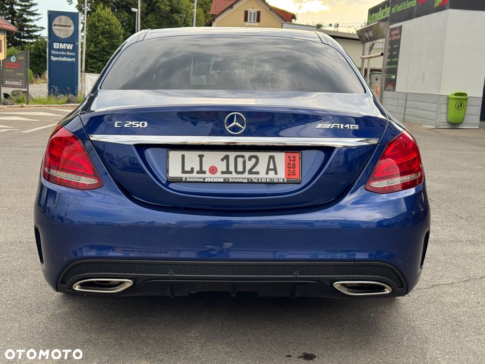 Mercedes-Benz Klasa C 250 7G-TRONIC - 7