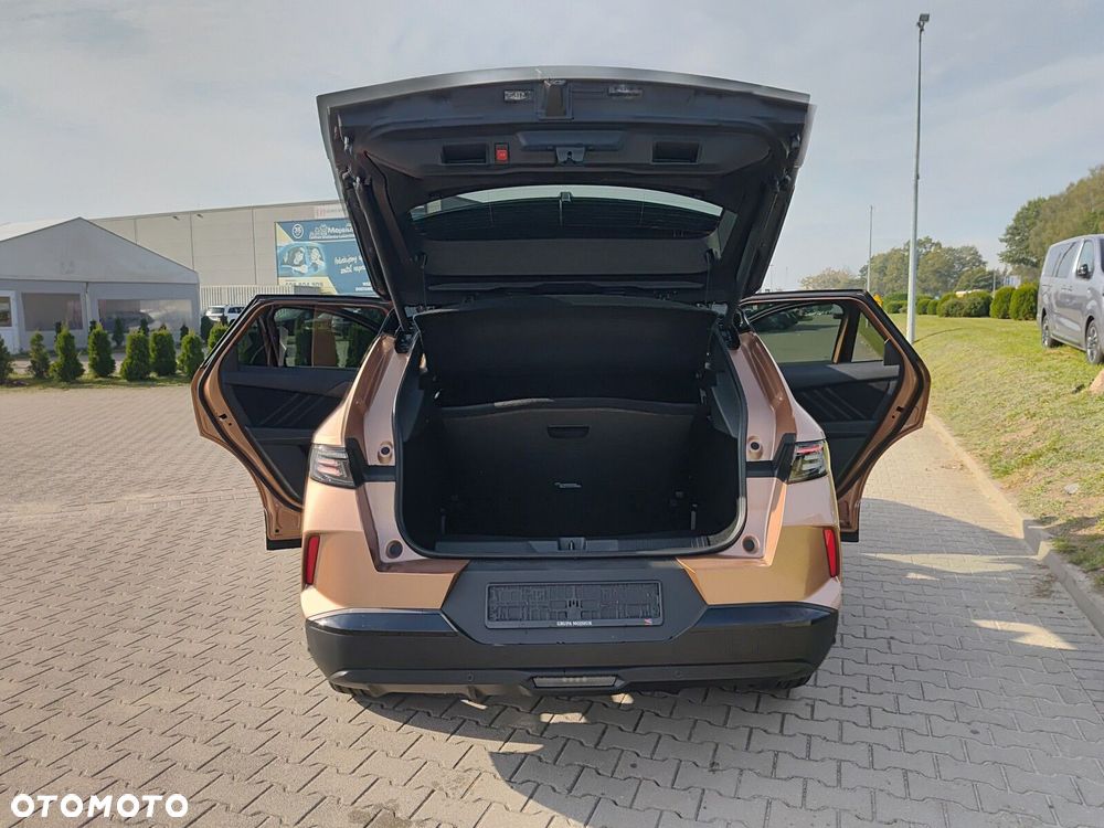 Opel Grandland - 26