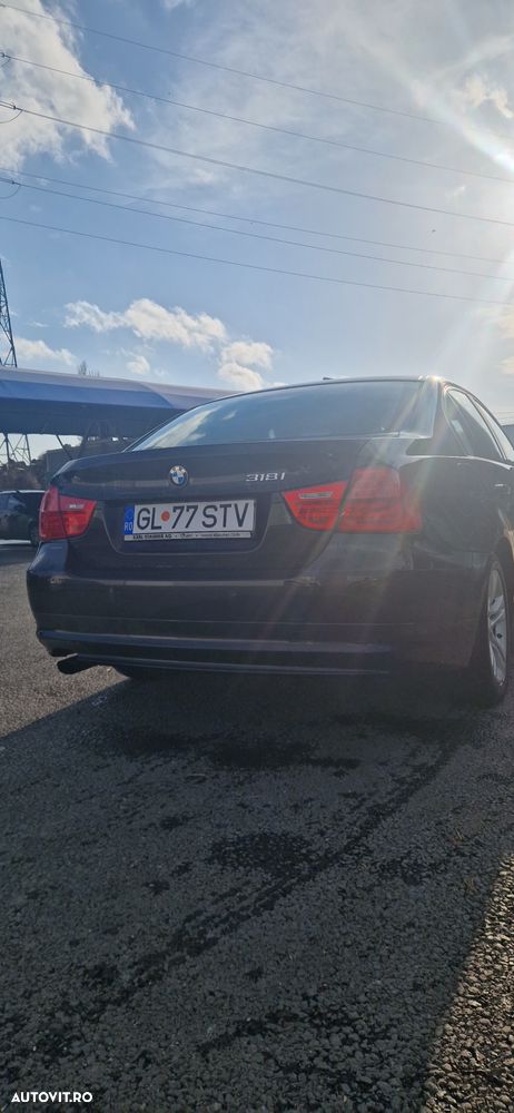 BMW Seria 3 318i - 15