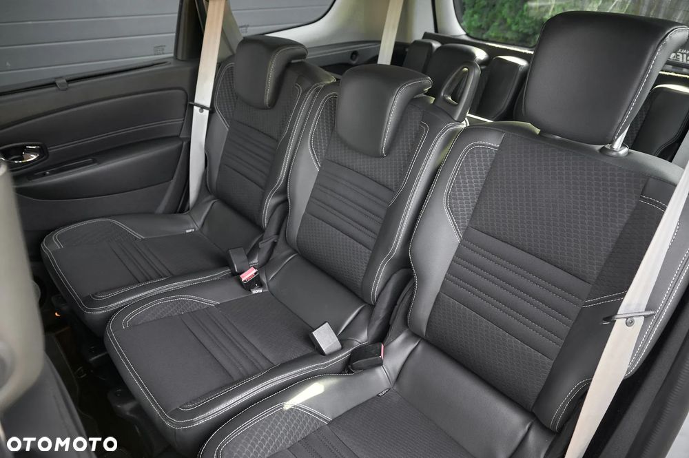 Renault Grand Scenic - 20