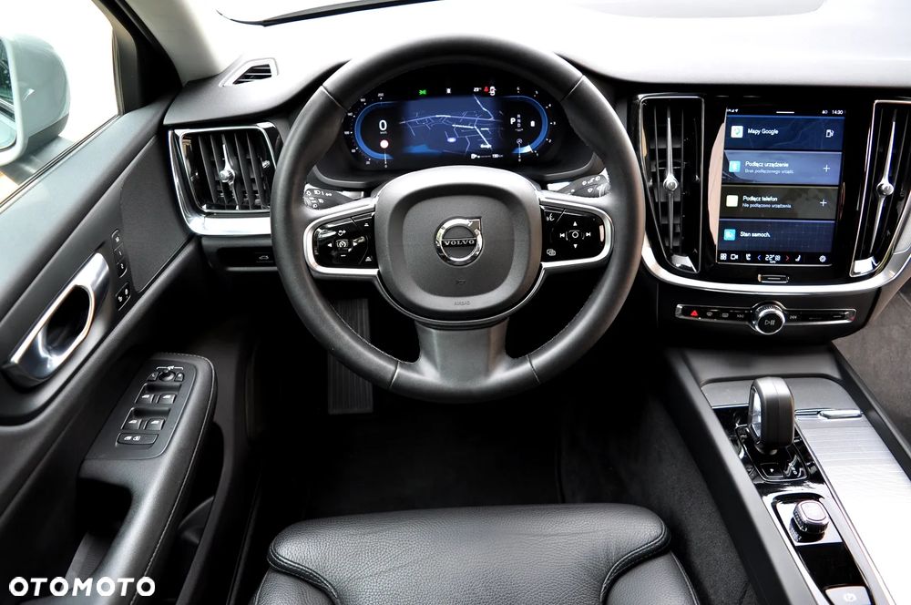 Volvo V60 Cross Country B4 D AWD Geartronic Pro - 24