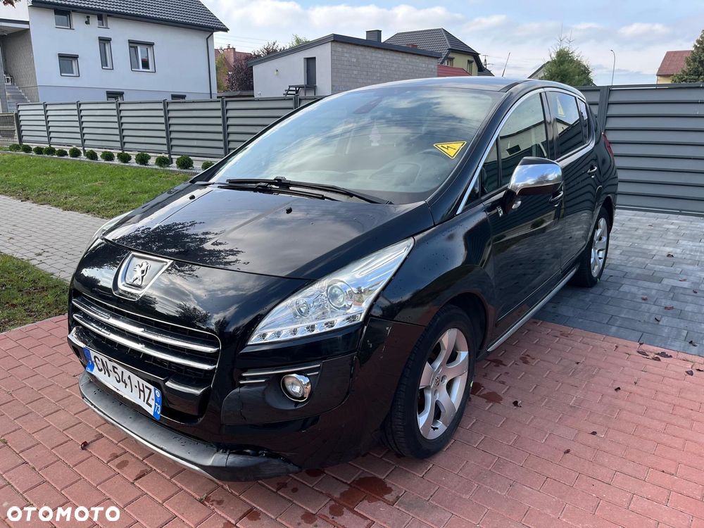 Peugeot 3008 Hybrid4 - 1