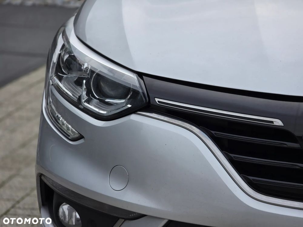 Renault Megane - 11