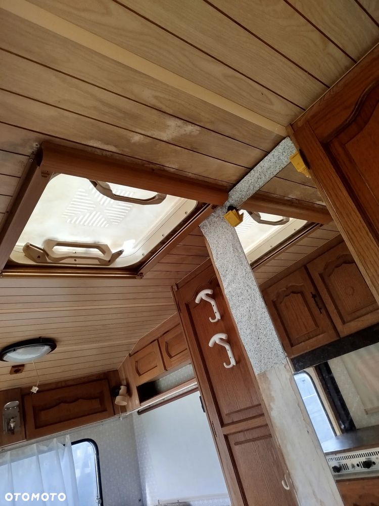 Burstner LUX 4706 - 5