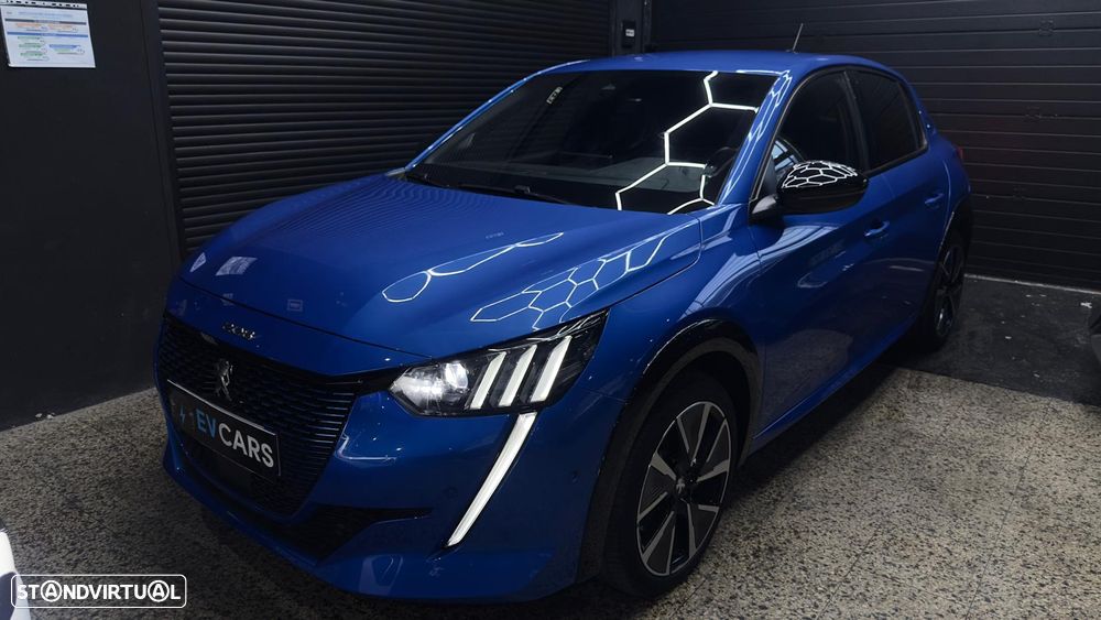 Peugeot e-208 GT - 21