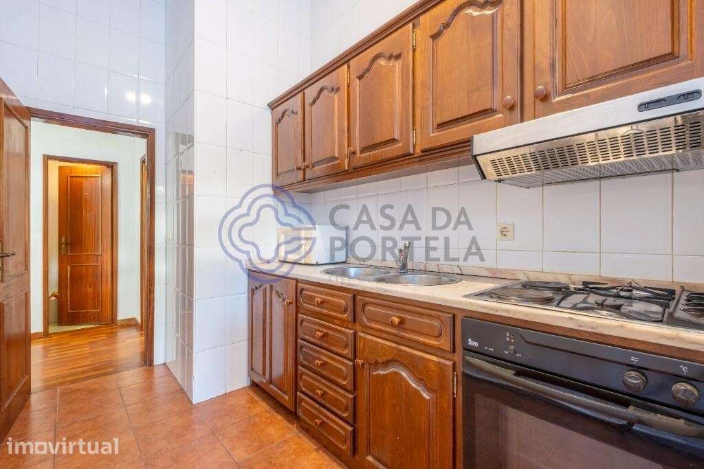 T2 Praça da Flores com elevador e garagem - Grande imagem: 5/29
