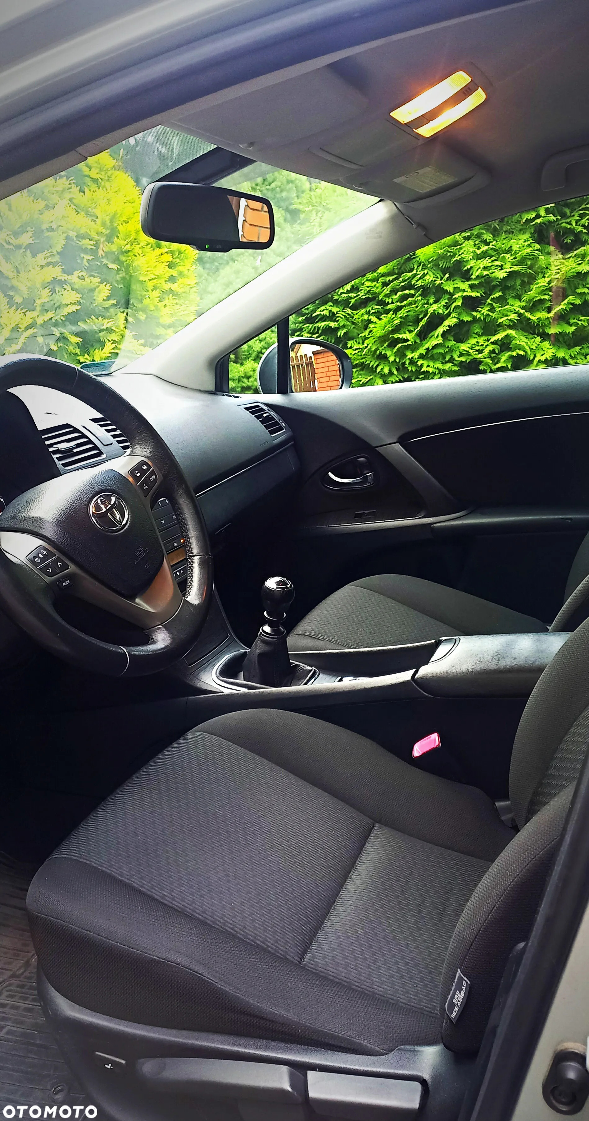 Toyota Avensis 2.0 D-4D Sol plus - 6
