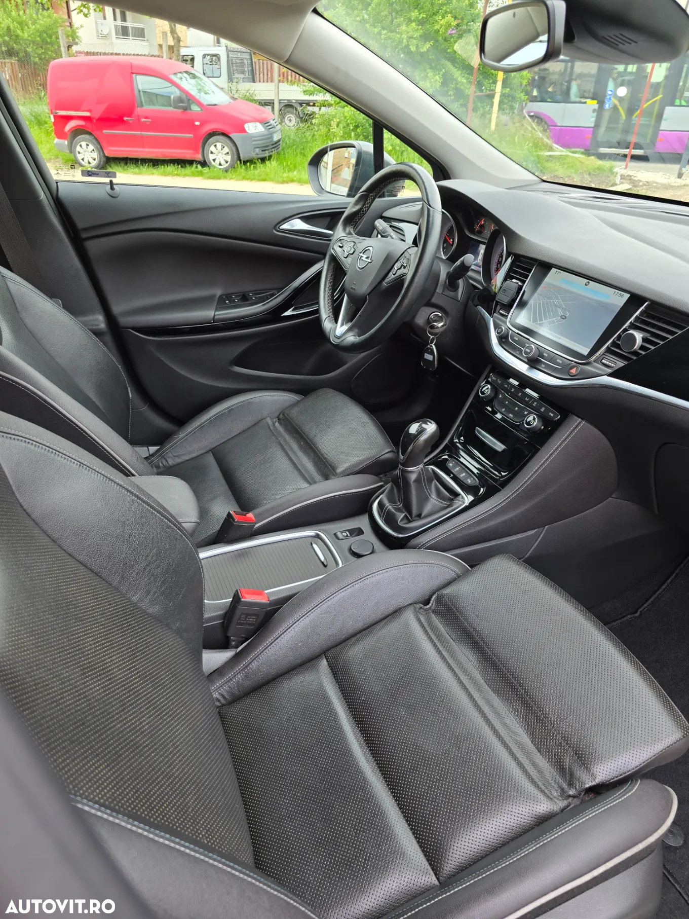 Opel Astra 1.6 D Start/Stop Sports Tourer Business - 11