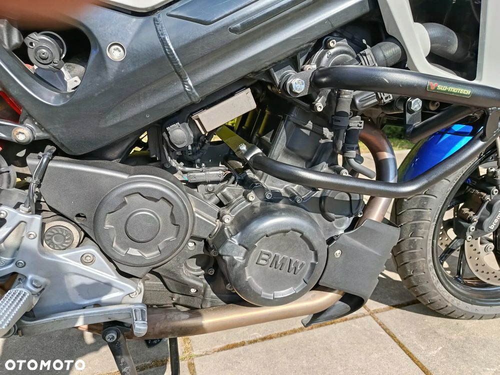BMW F - 15
