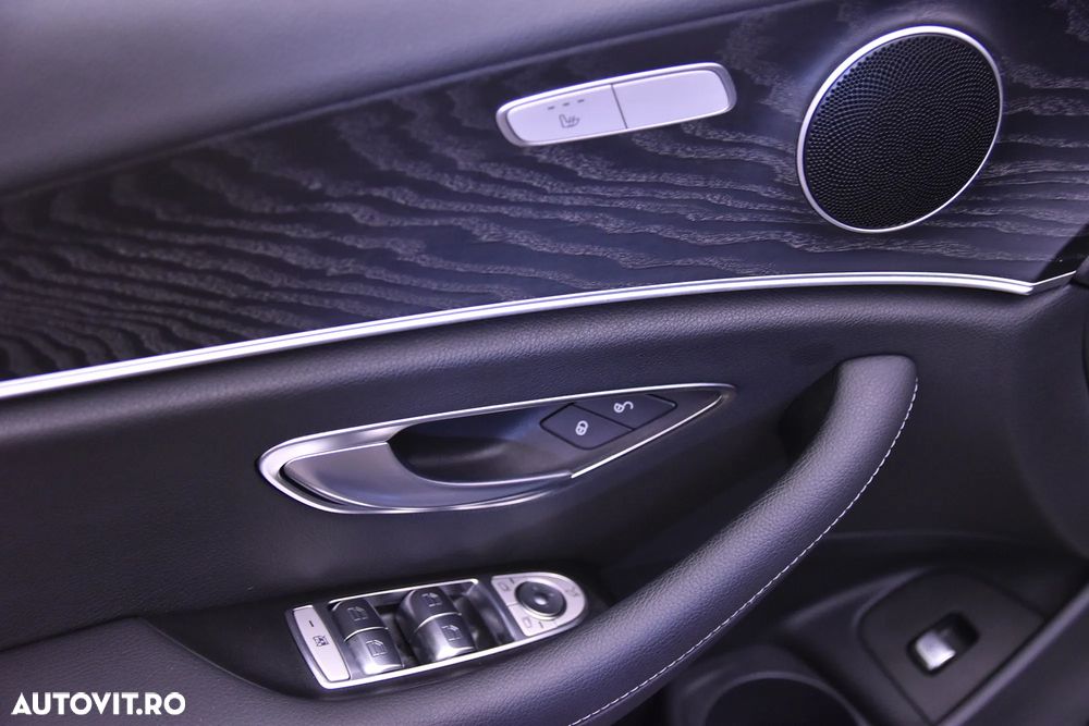 Mercedes-Benz E - 15