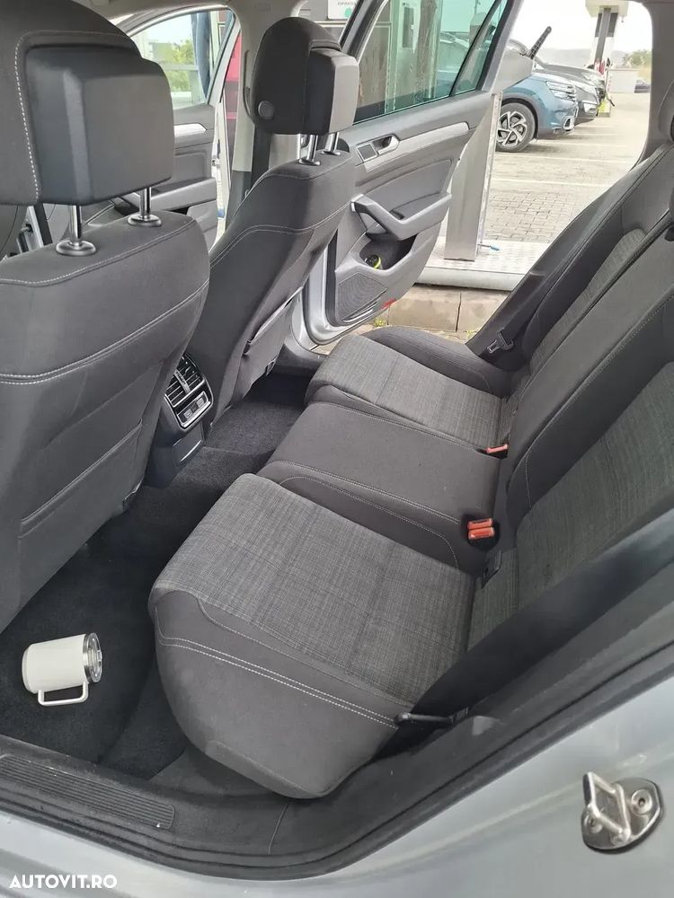 Volkswagen Passat - 7