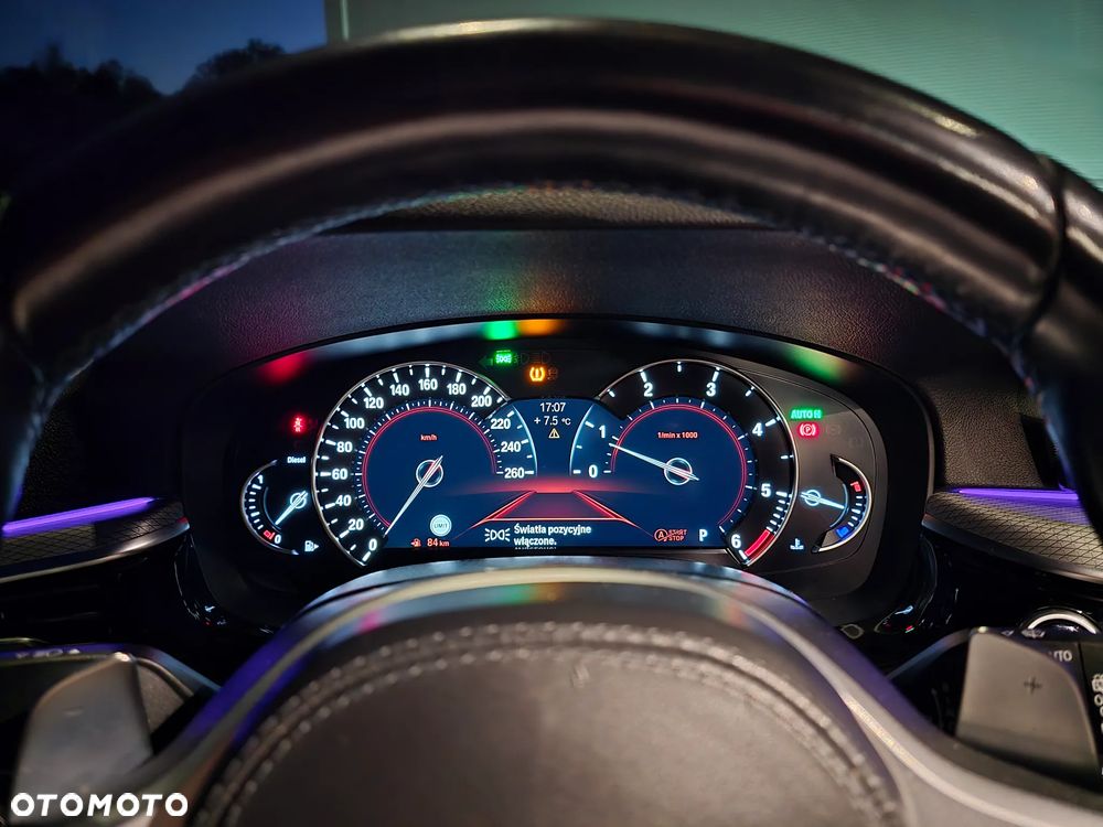 BMW Seria 5 520d - 16