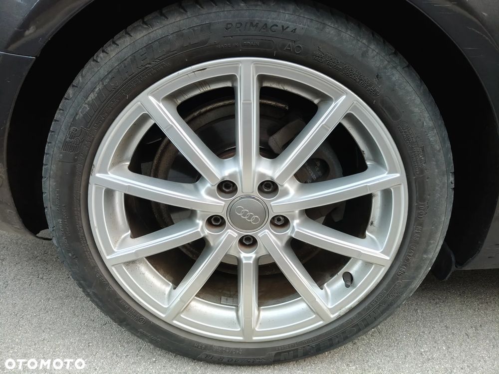 Audi A4 ver-2-0-tfsi-quattro - 13