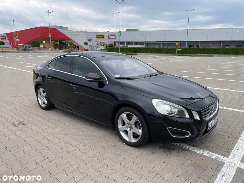 Volvo S60 D5 Summum - 8
