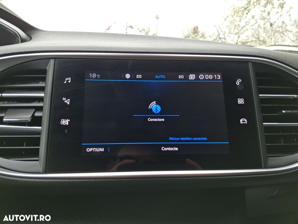 Peugeot 308 1.2 L PureTech Turbo Allure - 18