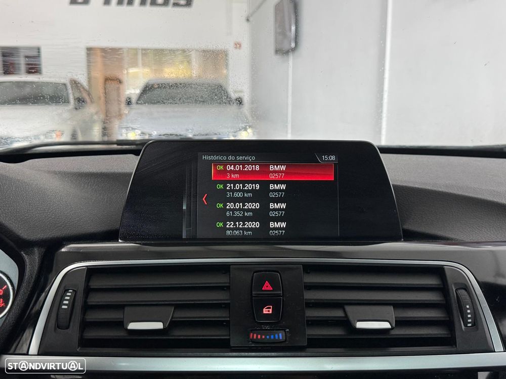 BMW 330 e iPerformance Pack M - 28