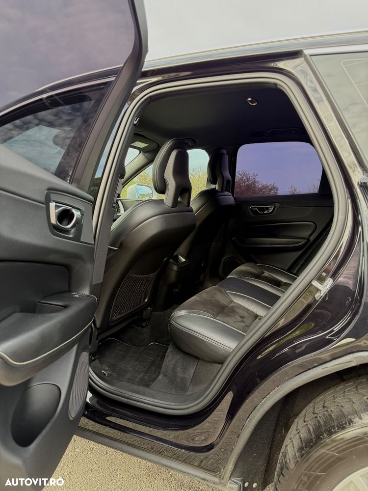 Volvo XC 60 D4 AWD R-Design - 10