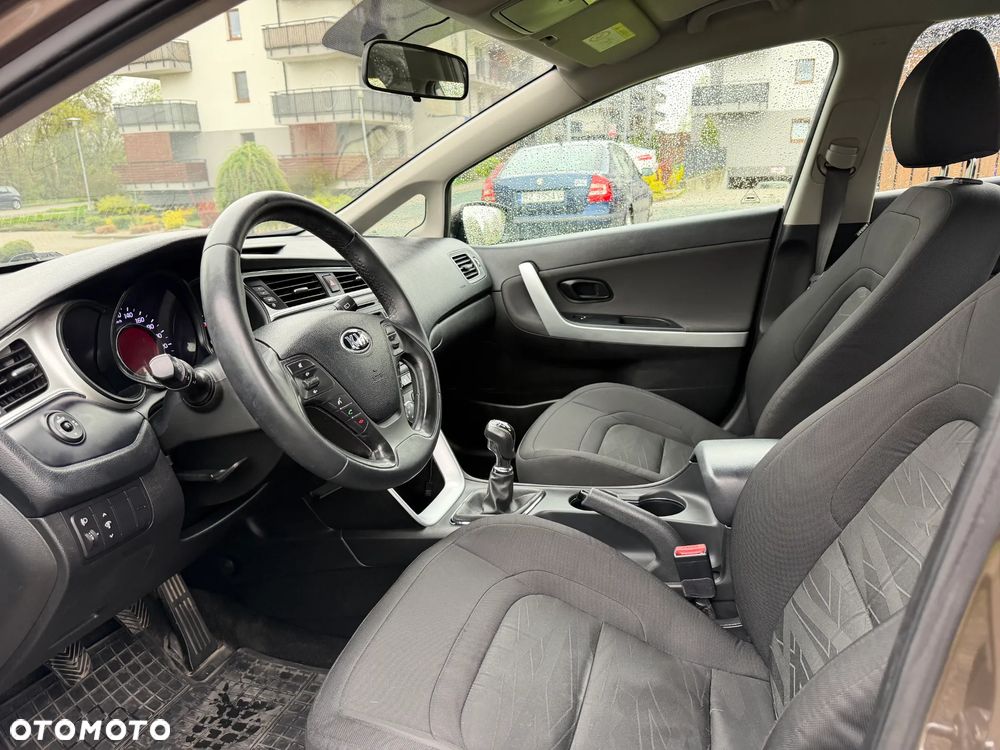 Kia Ceed 1.6 CRDi M - 10