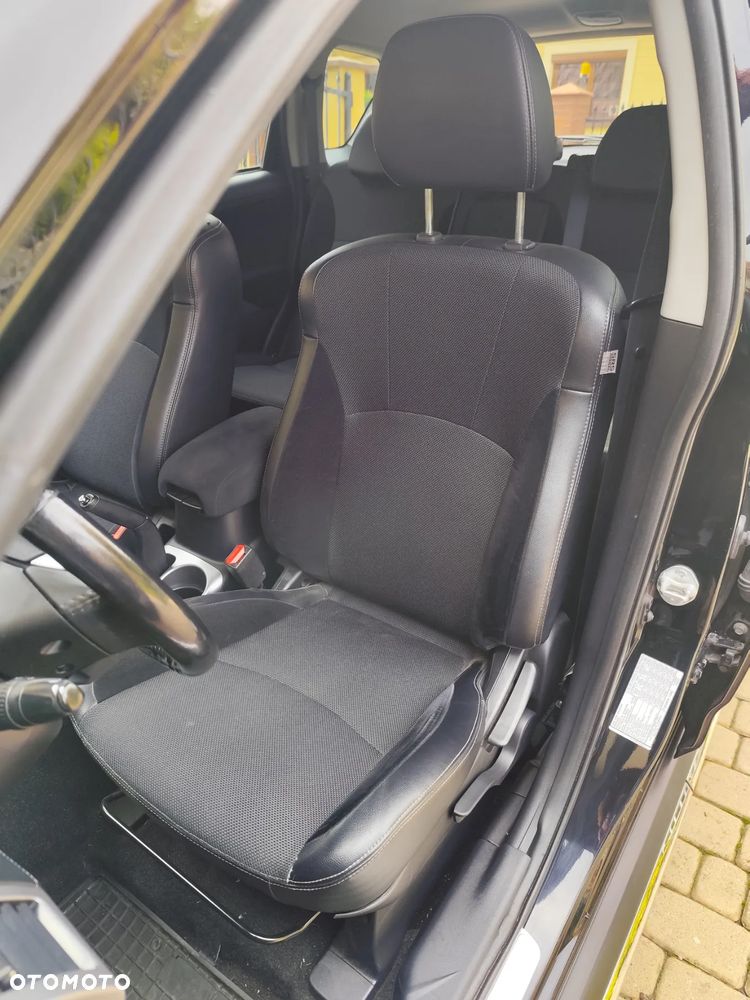 Mitsubishi Outlander 2.0 DID Intense + - 10