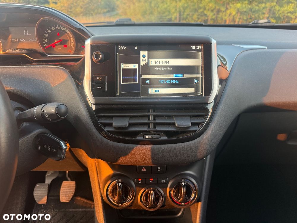 Peugeot 208 1.2 VTi Active - 10
