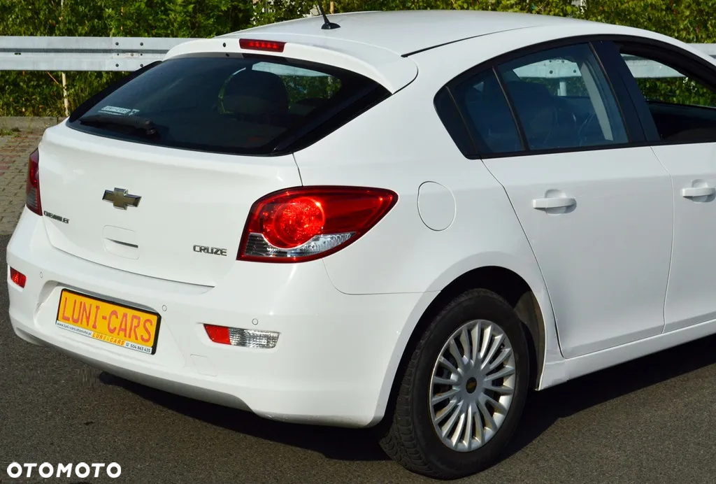 Chevrolet Cruze - 14