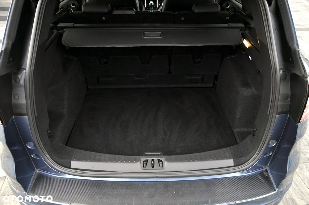 Ford Kuga 1.5 EcoBoost 4x4 ST-Line - 32