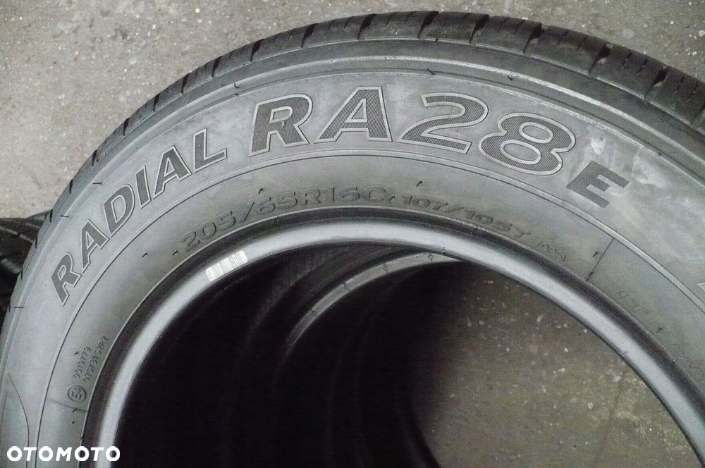 2x HANKOOK Radial RA28E 205/65R16C 4,7mm 5,3mm 2022 - 4