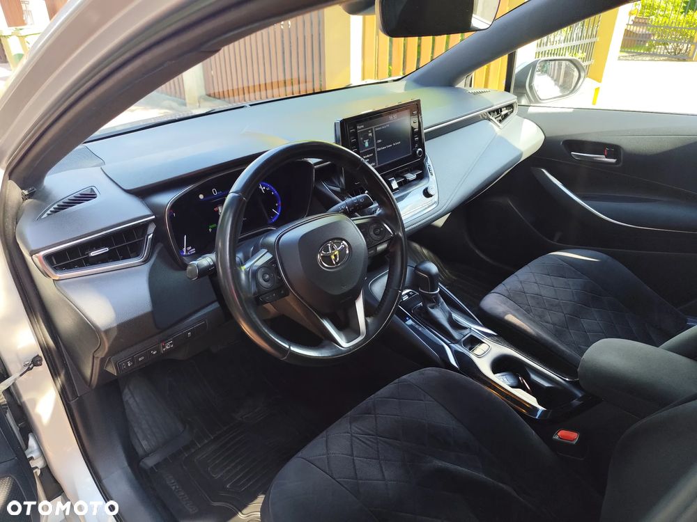 Toyota Corolla 1.8 Hybrid Comfort - 12