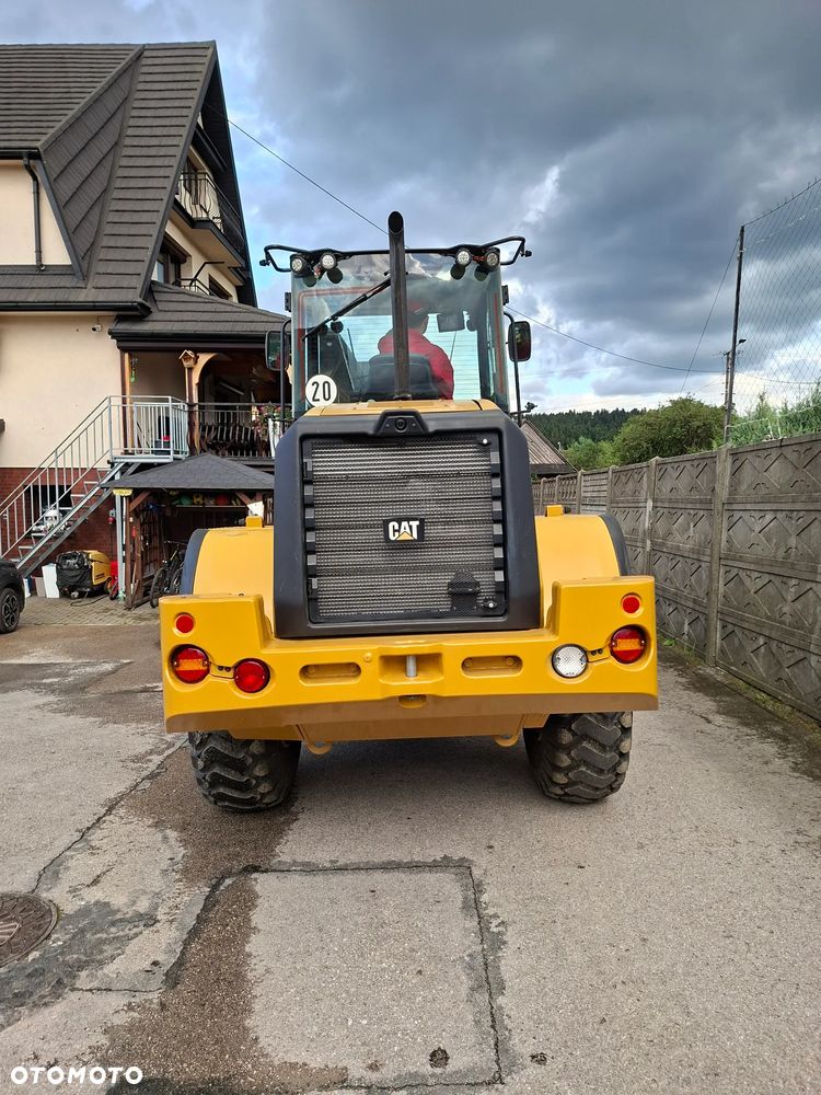 Caterpillar CAT 914 M - 7