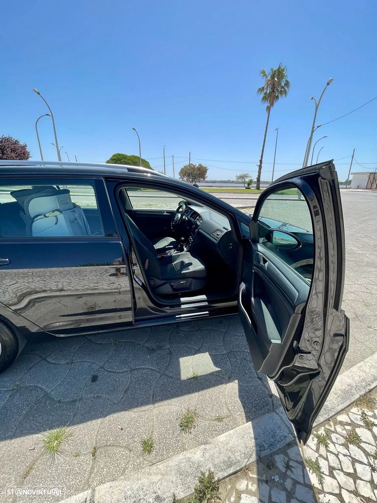 VW Golf Variant 1.6 TDi Confortline - 8