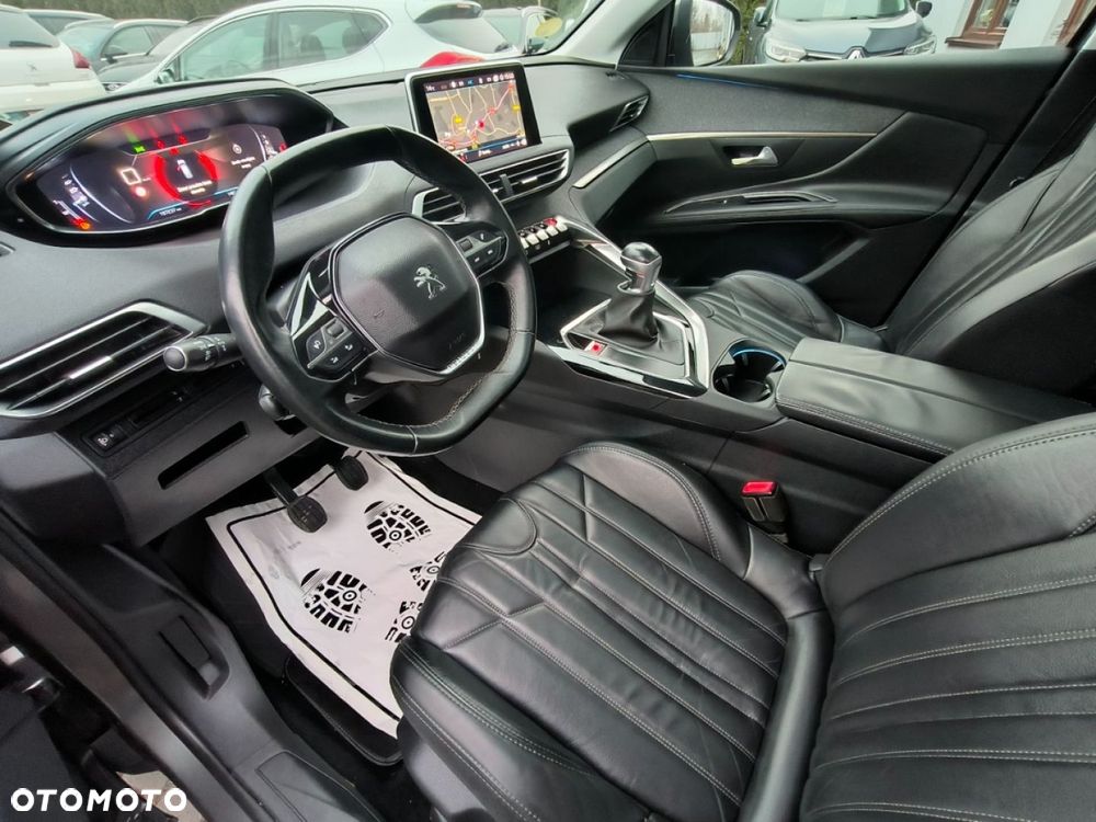 Peugeot 5008 - 7